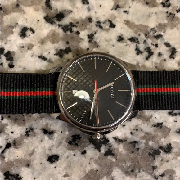 Gucci Watch - Picture 3 of 6